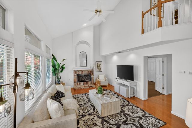 11909 Rising Sun Way, Gold River, CA 95670