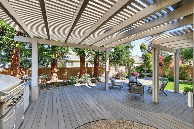 11909 Rising Sun Way, Gold River, CA 95670