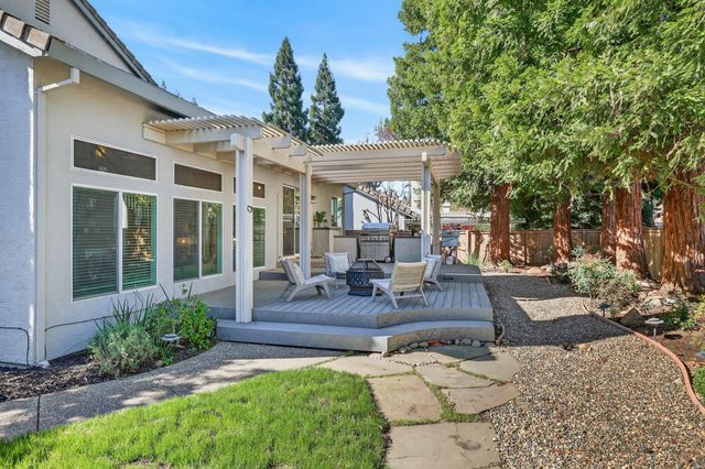 11909 Rising Sun Way, Gold River, CA 95670