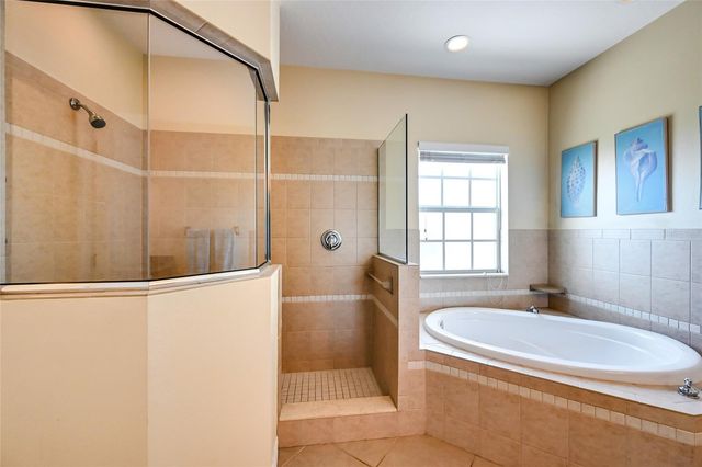 307 64TH STREET, Holmes Beach, FL 34217