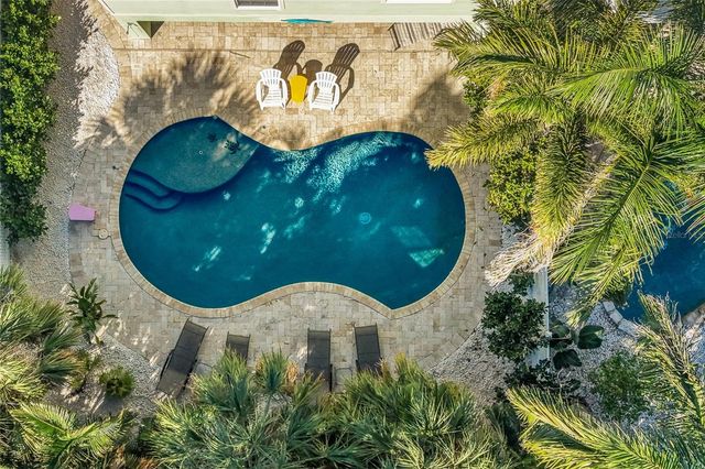 307 64TH STREET, Holmes Beach, FL 34217