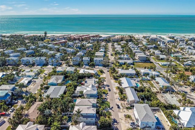 307 64TH STREET, Holmes Beach, FL 34217