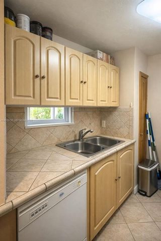 8002 SW 149th Ave B310, Miami, FL 33193