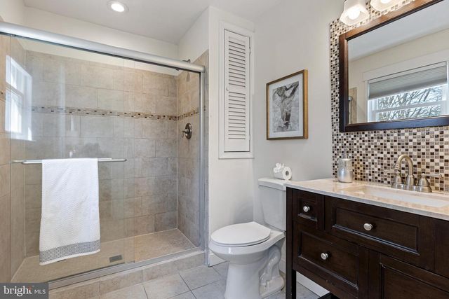 820 PLUMTRY DR, West Chester, PA 19382