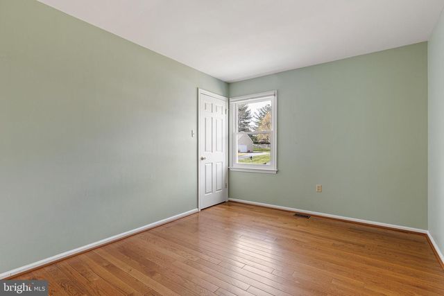 820 PLUMTRY DR, West Chester, PA 19382