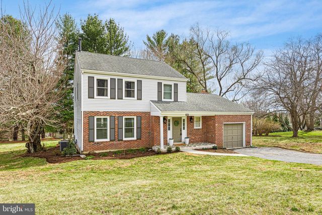 820 PLUMTRY DR, West Chester, PA 19382