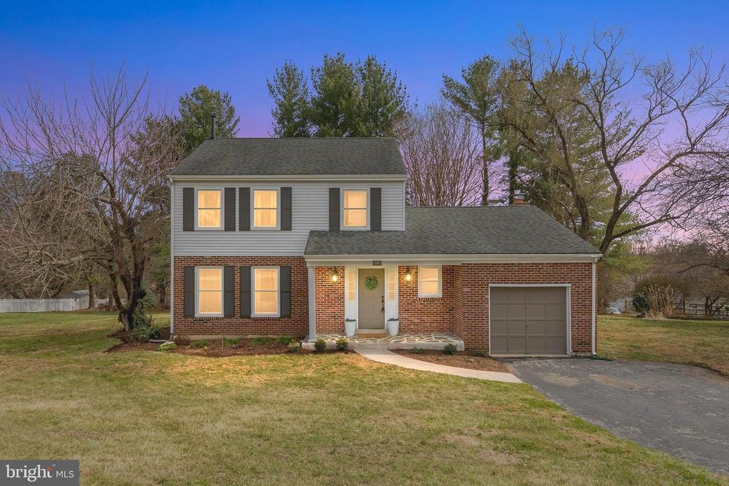 820 PLUMTRY DR, West Chester, PA 19382