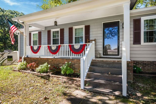 5835 Dog Creek Rd, Primm Springs, TN 38476