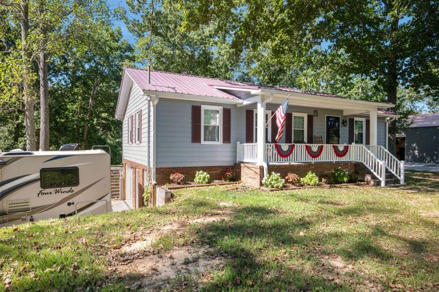 5835 Dog Creek Rd, Primm Springs, TN 38476