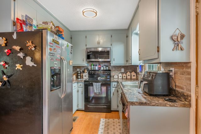5835 Dog Creek Rd, Primm Springs, TN 38476