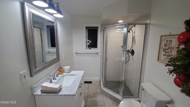 2820 Balltown Road, Niskayuna, NY 12309