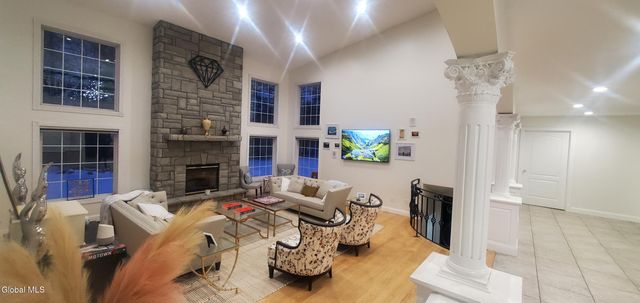 2820 Balltown Road, Niskayuna, NY 12309