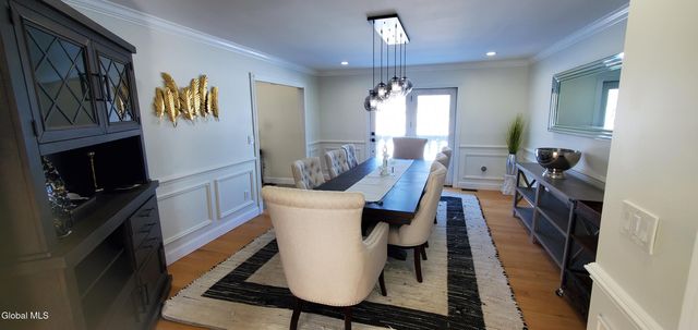 2820 Balltown Road, Niskayuna, NY 12309