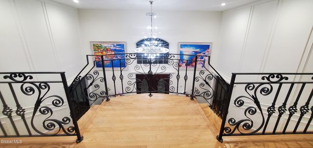 2820 Balltown Road, Niskayuna, NY 12309