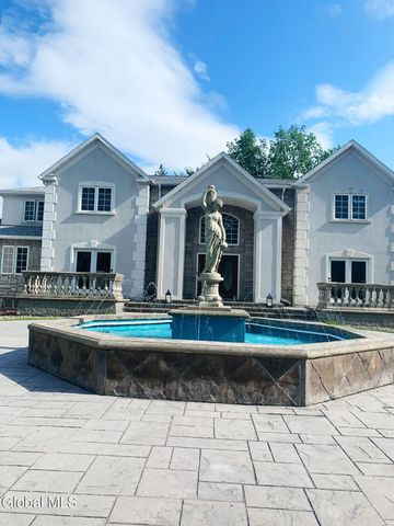 2820 Balltown Road, Niskayuna, NY 12309