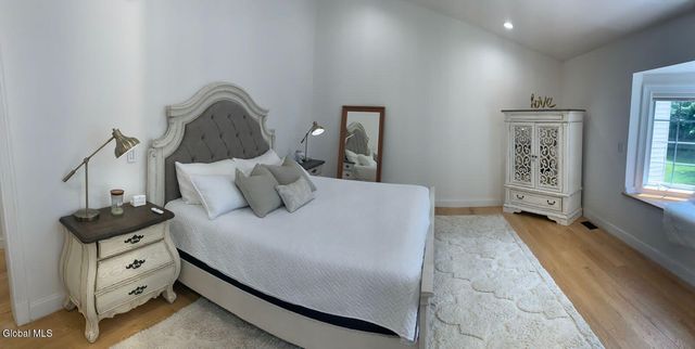 2820 Balltown Road, Niskayuna, NY 12309