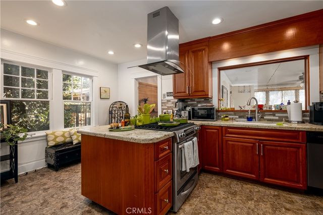 3642 Larchwood Place, Riverside, CA 92506