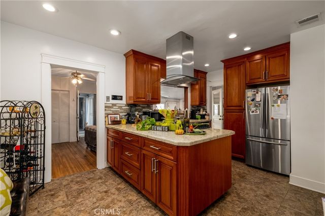 3642 Larchwood Place, Riverside, CA 92506