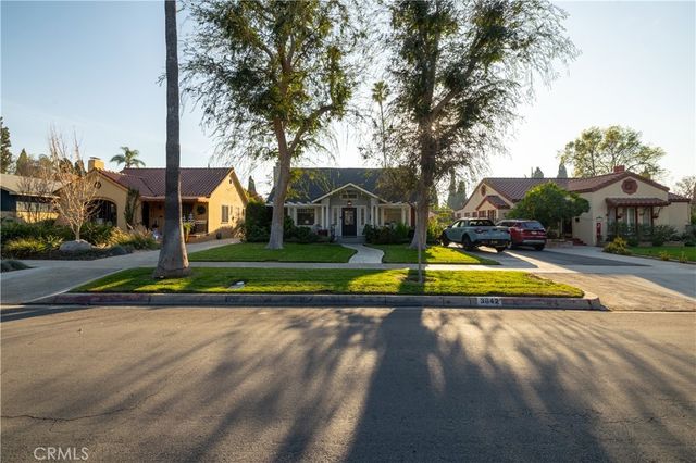 3642 Larchwood Place, Riverside, CA 92506