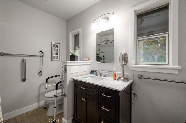 3642 Larchwood Place, Riverside, CA 92506