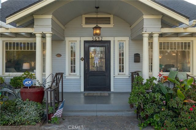 3642 Larchwood Place, Riverside, CA 92506