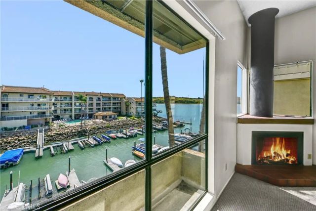 4513 Cove Drive 17, Carlsbad, CA 92008