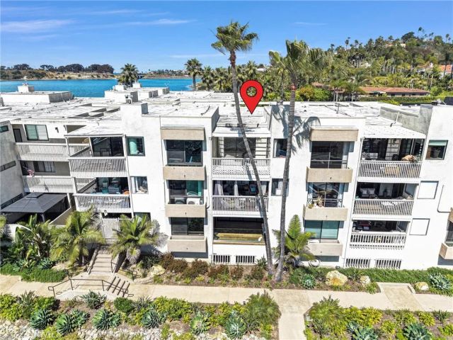 4513 Cove Drive 17, Carlsbad, CA 92008