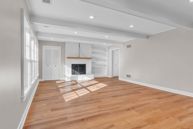 1623 HOLLY HILL CV, Germantown, TN 38138