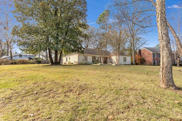 1623 HOLLY HILL CV, Germantown, TN 38138
