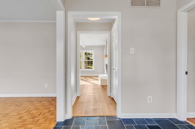 1623 HOLLY HILL CV, Germantown, TN 38138