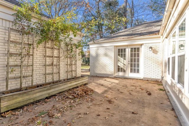 1623 HOLLY HILL CV, Germantown, TN 38138