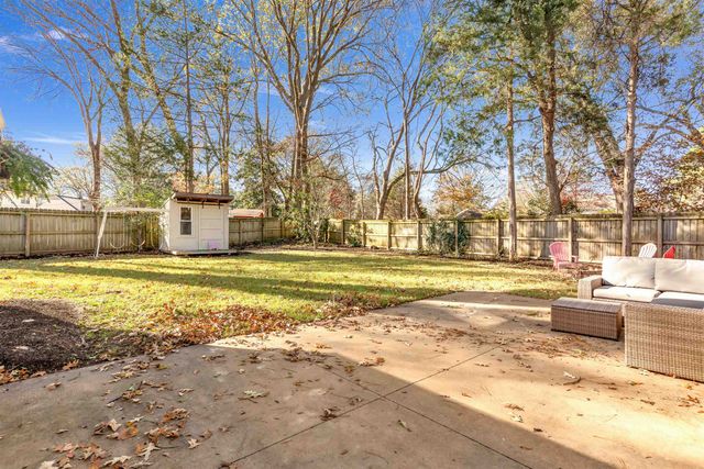 1623 HOLLY HILL CV, Germantown, TN 38138