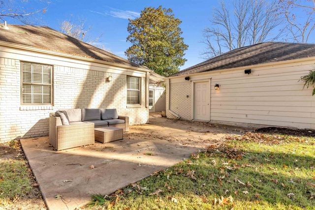 1623 HOLLY HILL CV, Germantown, TN 38138