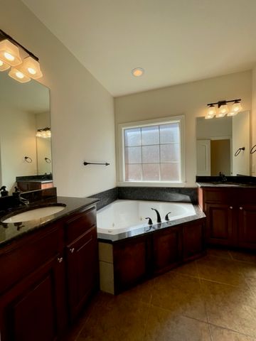 4502 SW Swinton Drive, Bentonville, AR 72713