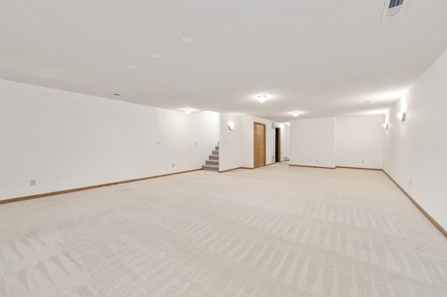 8615 W Brookview St, Wichita, KS 67205