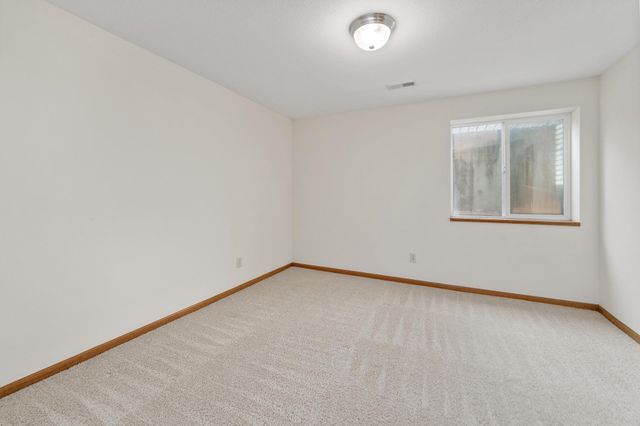 8615 W Brookview St, Wichita, KS 67205