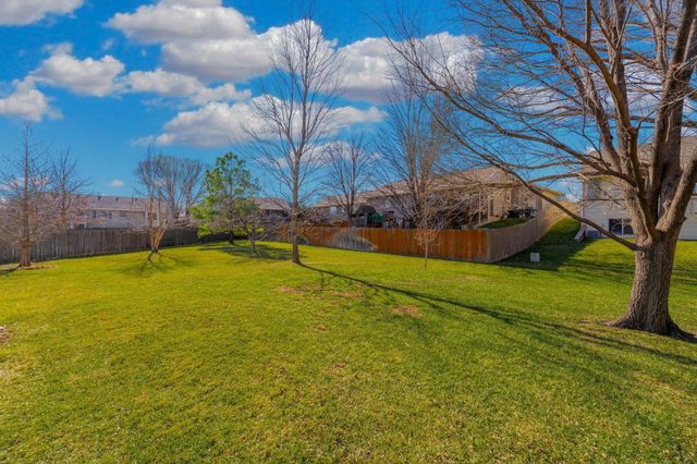 8615 W Brookview St, Wichita, KS 67205