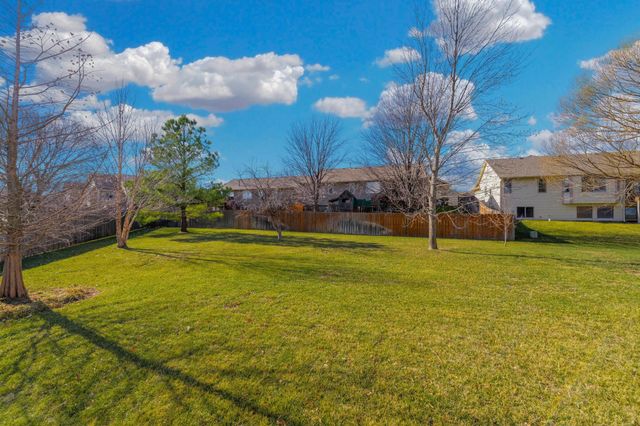 8615 W Brookview St, Wichita, KS 67205