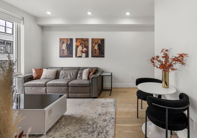 101 Condor St 301 A, Boston, MA 02128