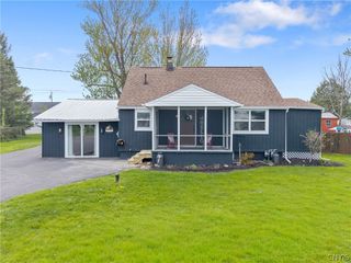 201 Niagara Avenue North, Geddes, NY 13209
