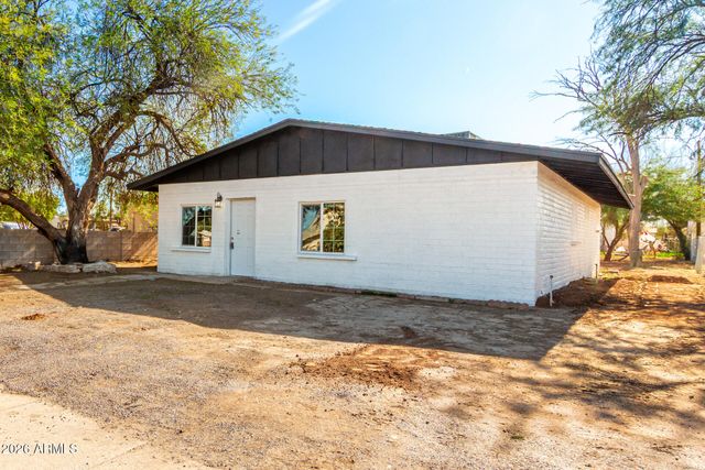 411 W BEALEY Avenue, Coolidge, AZ 85128