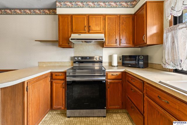 2005 Whitted Drive, Bellevue, NE 68123