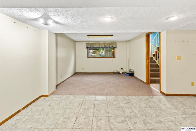 2005 Whitted Drive, Bellevue, NE 68123