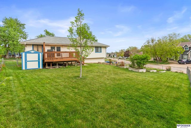 2005 Whitted Drive, Bellevue, NE 68123