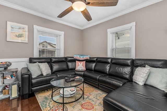 125 Vine St, East Providence, RI 02914