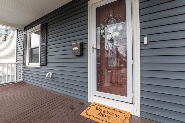 125 Vine St, East Providence, RI 02914