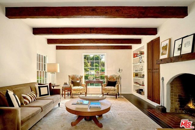 2097 Outpost Drive, Los Angeles, CA 90068