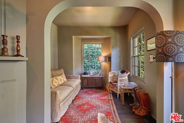 2097 Outpost Drive, Los Angeles, CA 90068