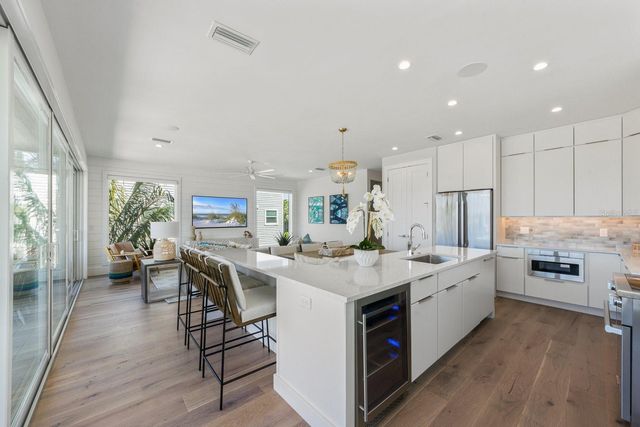 870 N SHORE DRIVE, Anna Maria, FL 34216