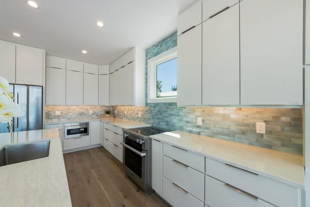 870 N SHORE DRIVE, Anna Maria, FL 34216